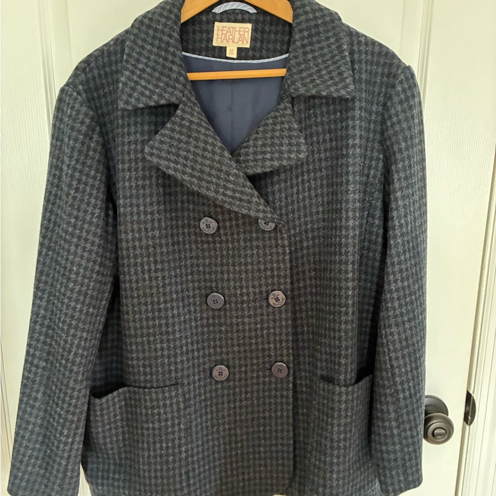 Women's Double-Breasted Houndstooth Pea Coat in Black/Grey